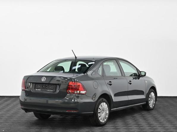 Volkswagen Polo V Рестайлинг с пробегом 2016 года, цена 899 000 рублей, 102000 км, седан, Автокод Объявления
