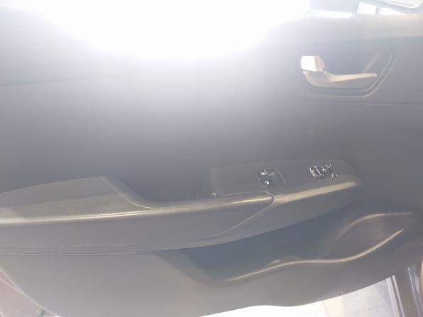 Hyundai Solaris II с пробегом 2018 года, цена 910 000 рублей, 281000 км, седан, Автокод Объявления