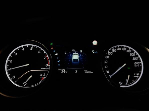Toyota Camry VIII (XV70) с пробегом 2019 года, цена 2 489 000 рублей, 134185 км, седан, Автокод Объявления