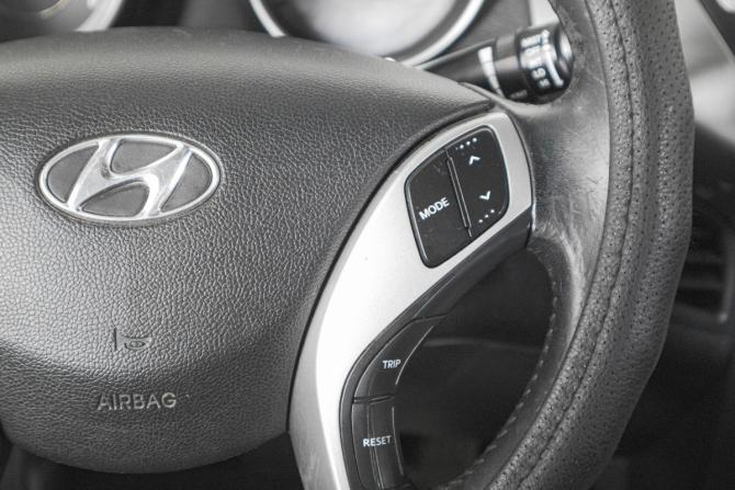 Hyundai Avante V с пробегом 2011 года, цена 919 000 рублей, 250000 км, седан, Автокод Объявления