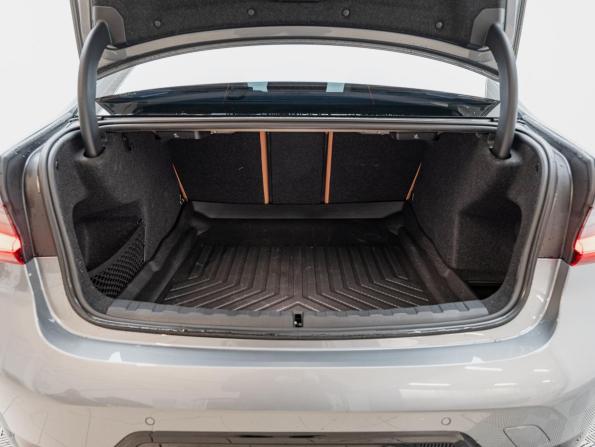 BMW 3 серии VII (G2x) Рестайлинг с пробегом 2024 года, цена 6 100 000 рублей, 16569 км, седан, Автокод Объявления