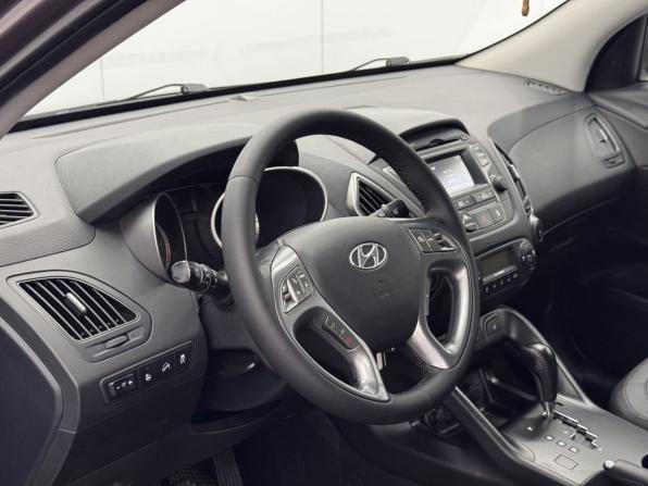 Hyundai ix35 I Рестайлинг с пробегом 2014 года, цена 1 385 000 рублей, 110246 км, внедорожник, Автокод Объявления