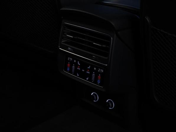 Audi Q8 I (4M) с пробегом 2019 года, цена 5 899 044 рубля, 126300 км, внедорожник, Автокод Объявления