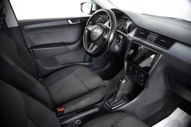 Skoda Rapid I Рестайлинг с пробегом 2018 года, цена 1 299 000 рублей, 146000 км, лифтбек, Автокод Объявления
