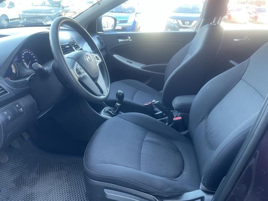 Hyundai Solaris I Брянск  - изображение 9
