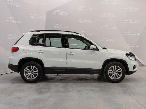 Volkswagen Tiguan I Рестайлинг с пробегом 2015 года, цена 1 570 000 рублей, 220760 км, внедорожник, Автокод Объявления