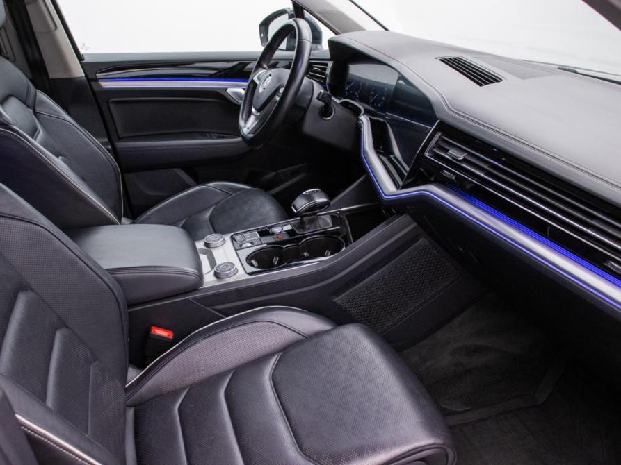 Volkswagen Touareg III Москва  - изображение 9