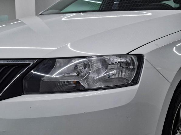 Skoda Rapid I Рестайлинг с пробегом 2018 года, цена 983 000 рублей, 89678 км, лифтбек, Автокод Объявления
