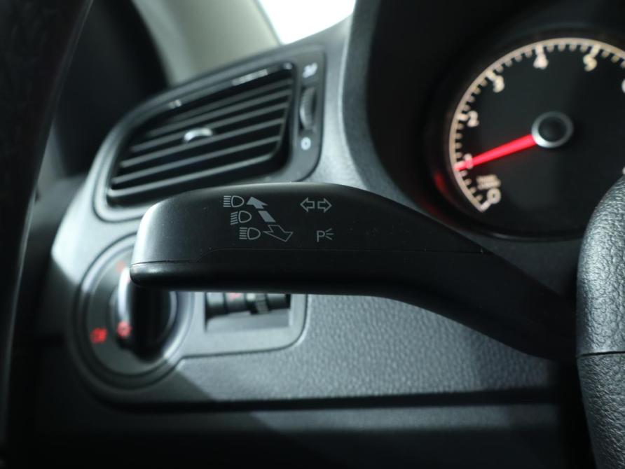 Volkswagen Polo V Рестайлинг Москва  - изображение 10