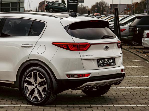 Kia Sportage IV с пробегом 2018 года, цена 1 525 000 рублей, 104000 км, внедорожник, Автокод Объявления