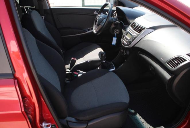 Hyundai Solaris I с пробегом 2013 года, цена 915 000 рублей, 109213 км, хэтчбек, Автокод Объявления