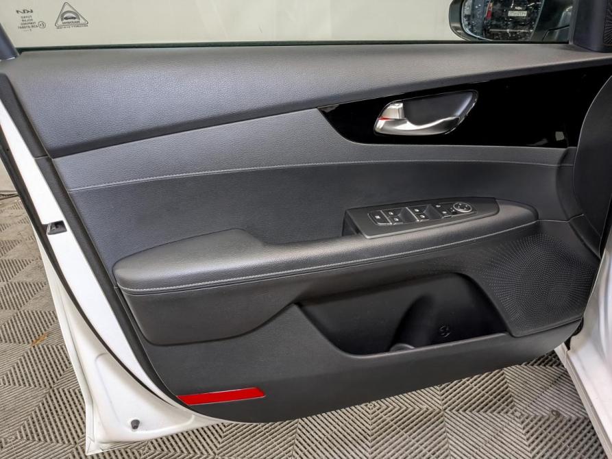 Kia Cerato IV Рестайлинг Москва  - изображение 19