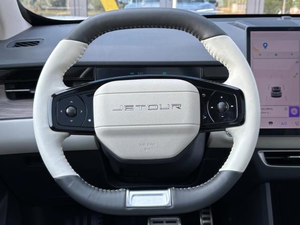 JETOUR DASHING I с пробегом 2024 года, цена 2 050 000 рублей, 32540 км, внедорожник, Автокод Объявления