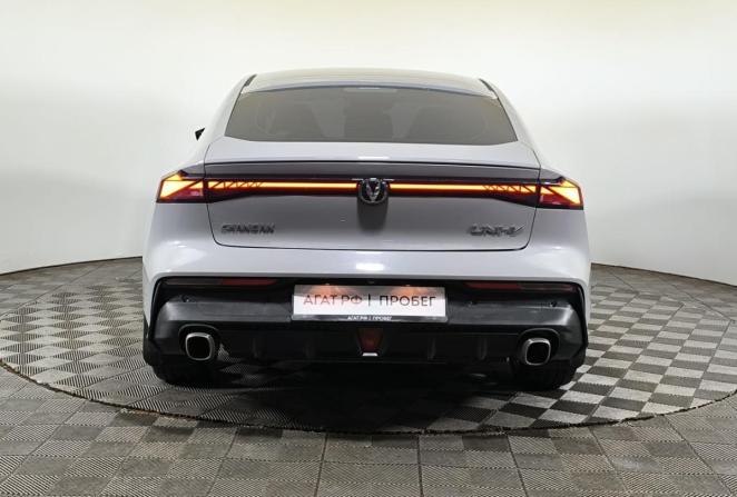 Changan UNI-V I с пробегом 2024 года, цена 2 350 000 рублей, 17749 км, лифтбек, Автокод Объявления