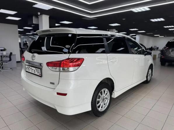 Toyota Wish II с пробегом 2011 года, цена 1 319 000 рублей, 141812 км, минивэн, Автокод Объявления