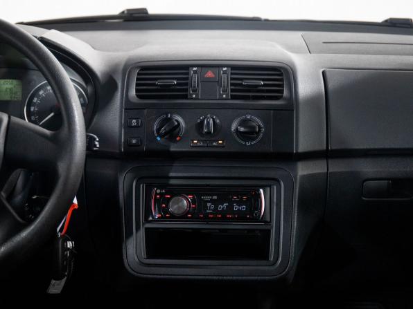 Skoda Fabia II Рестайлинг с пробегом 2011 года, цена 625 000 рублей, 111948 км, хэтчбек, Автокод Объявления