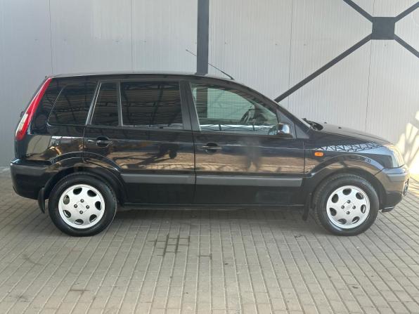 Ford Fusion I Рестайлинг с пробегом 2006 года, цена 411 000 рублей, 238216 км, хэтчбек, Автокод Объявления