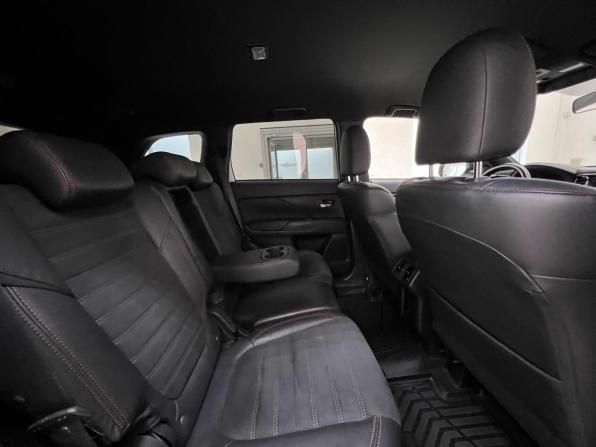 Mitsubishi Outlander III Рестайлинг 3 с пробегом 2020 года, цена 2 650 000 рублей, 63500 км, внедорожник, Автокод Объявления