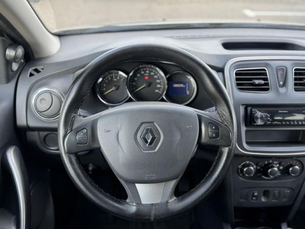 Renault Sandero II с пробегом 2016 года, цена 845 000 рублей, 138000 км, хэтчбек, Автокод Объявления
