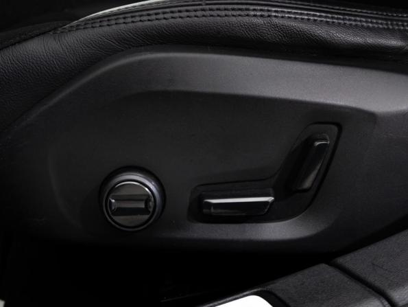 Volvo V60 Cross Country II с пробегом 2020 года, цена 3 199 000 рублей, 136575 км, универсал, Автокод Объявления