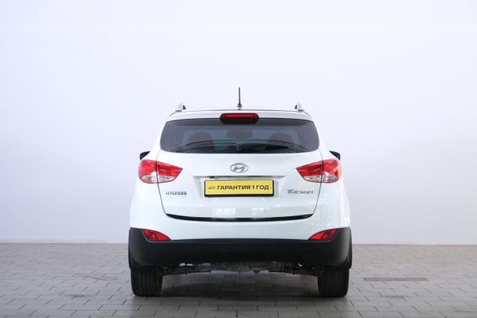 Hyundai Tucson II с пробегом 2011 года, цена 1 399 000 рублей, 263000 км, внедорожник, Автокод Объявления