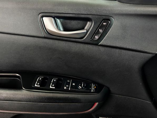 Kia Optima IV Рестайлинг с пробегом 2018 года, цена 1 864 000 рублей, 149608 км, седан, Автокод Объявления