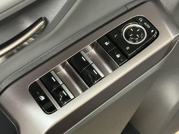 Toyota Wildlander II с пробегом 2026 года, цена 4 600 000 рублей, 10 км, внедорожник, Автокод Объявления