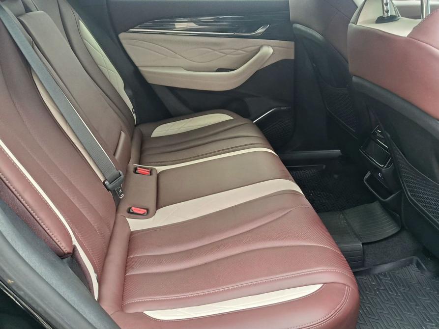 Geely Monjaro I Москва  - изображение 11
