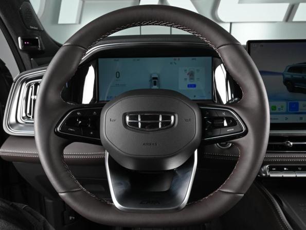 Geely Monjaro I Рестайлинг 2 (China Market) с пробегом 2026 года, цена 4 350 000 рублей, 48 км, внедорожник, Автокод Объявления