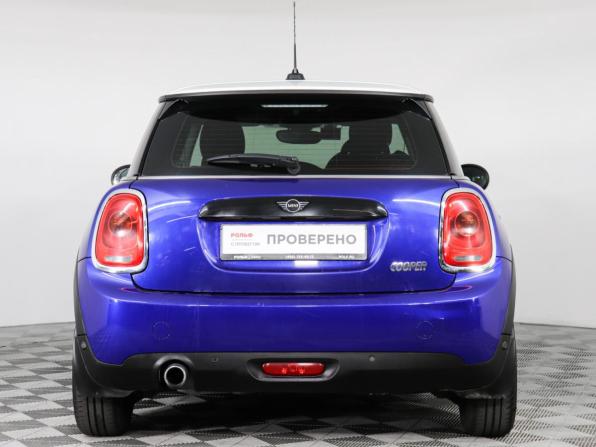 Mini Hatch III (F55/F56) с пробегом 2018 года, цена 1 599 000 рублей, 100294 км, хэтчбек, Автокод Объявления