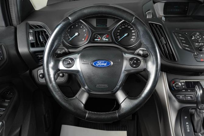 Ford Kuga II Рестайлинг с пробегом 2014 года, цена 1 359 000 рублей, 165000 км, внедорожник, Автокод Объявления