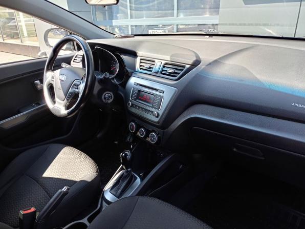 Kia Rio III Рестайлинг с пробегом 2015 года, цена 1 129 000 рублей, 96041 км, седан, Автокод Объявления