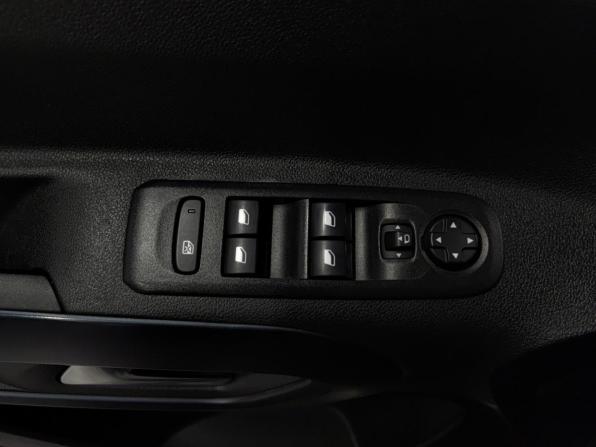 Peugeot Rifter I с пробегом 2019 года, цена 2 299 000 рублей, 82519 км, минивэн, Автокод Объявления