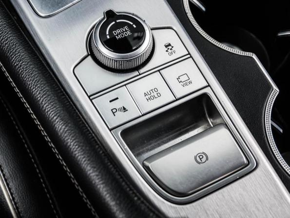 Genesis G70 I с пробегом 2018 года, цена 2 399 000 рублей, 143244 км, седан, Автокод Объявления
