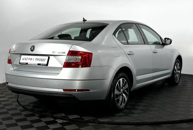 Skoda Octavia III (A7) Рестайлинг с пробегом 2019 года, цена 1 690 000 рублей, 121200 км, универсал, Автокод Объявления