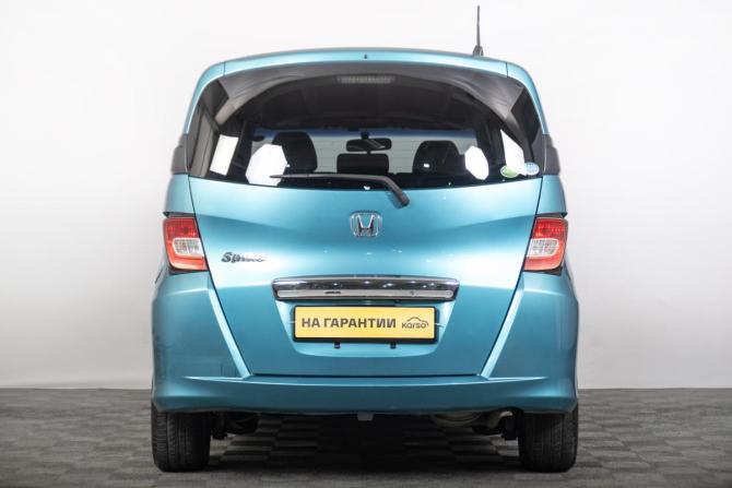 Honda Freed I Рестайлинг с пробегом 2013 года, цена 1 279 000 рублей, 96000 км, компактвэн, Автокод Объявления