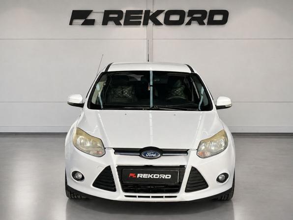 Ford Focus III с пробегом 2011 года, цена 629 000 рублей, 213105 км, хэтчбек, Автокод Объявления