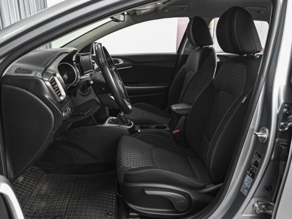 Kia Ceed III с пробегом 2018 года, цена 1 398 000 рублей, 177289 км, универсал, Автокод Объявления
