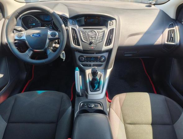 Ford Focus III с пробегом 2012 года, цена 705 400 рублей, 225000 км, хэтчбек, Автокод Объявления