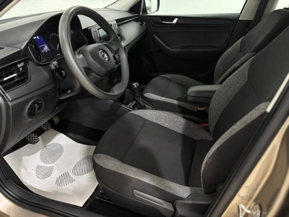 Skoda Rapid II с пробегом 2022 года, цена 1 560 000 рублей, 92703 км, лифтбек, Автокод Объявления