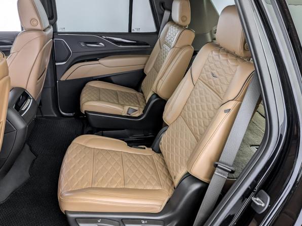 Cadillac Escalade V с пробегом 2023 года, цена 10 500 000 рублей, 37639 км, внедорожник, Автокод Объявления