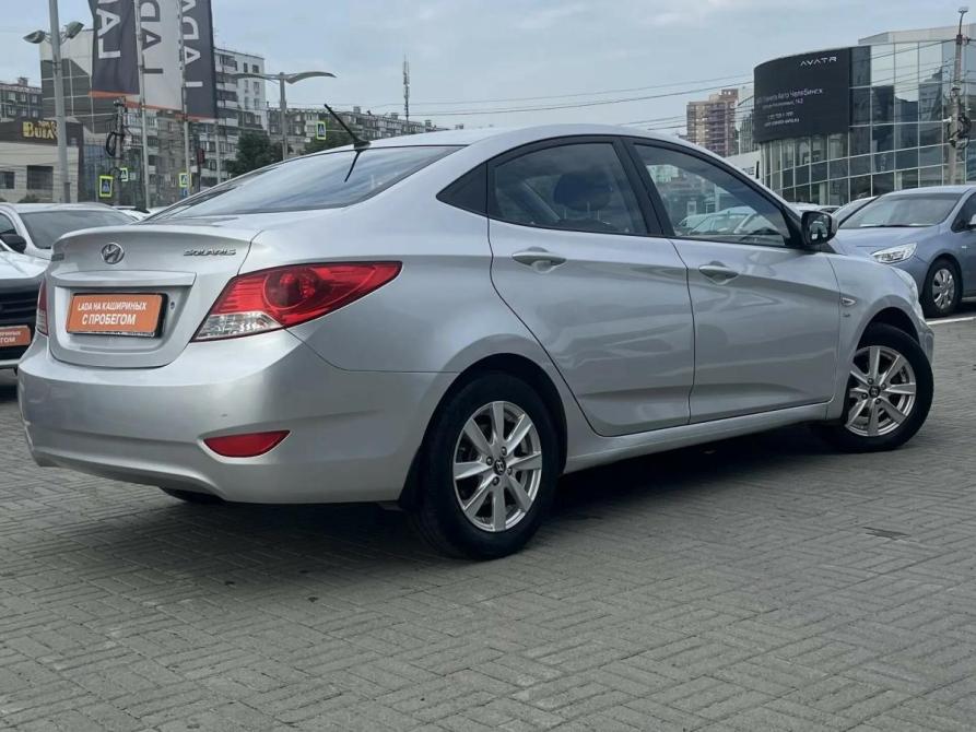 Hyundai Solaris I Челябинск  - изображение 3