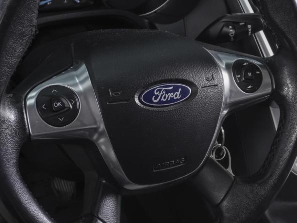 Ford Focus III с пробегом 2012 года, цена 899 000 рублей, 161758 км, хэтчбек, Автокод Объявления