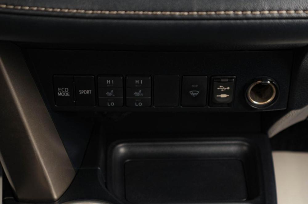 Toyota RAV4 IV (XA40) Тюмень  - изображение 21