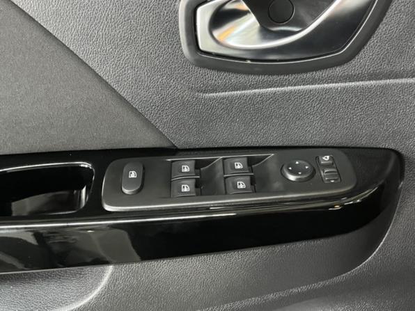 Renault Kaptur I с пробегом 2020 года, цена 1 381 400 рублей, 130932 км, внедорожник, Автокод Объявления