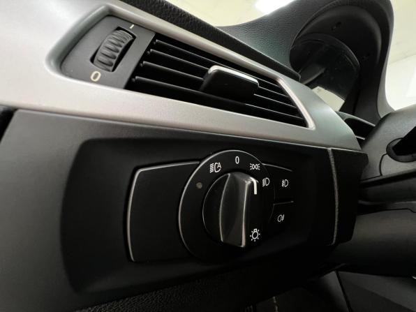 BMW 3 серии V (E90/E91/E92/E93) с пробегом 2006 года, цена 899 000 рублей, 180498 км, седан, Автокод Объявления