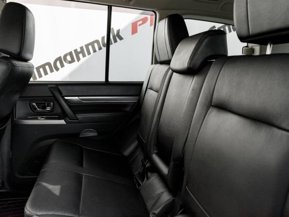 Mitsubishi Pajero IV Рестайлинг 1 с пробегом 2014 года, цена 2 650 000 рублей, 106772 км, внедорожник, Автокод Объявления