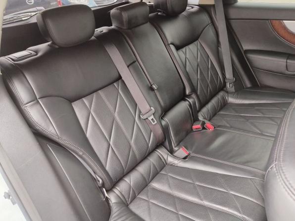 Infiniti QX70 с пробегом 2014 года, цена 2 200 000 рублей, 188958 км, внедорожник, Автокод Объявления