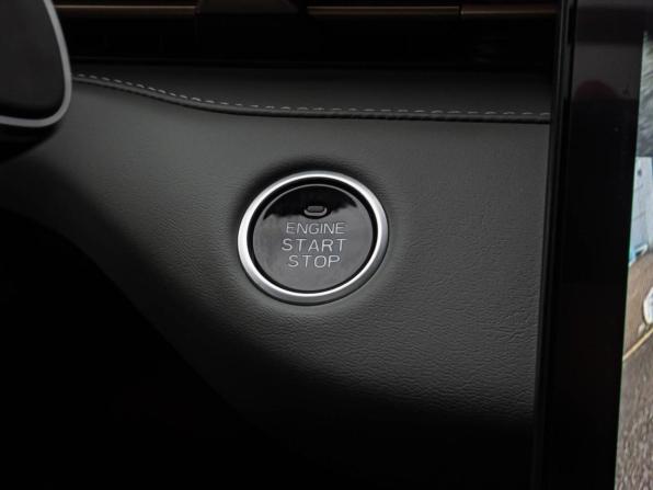 Changan Lamore с пробегом 2023 года, цена 2 097 000 рублей, 22625 км, седан, Автокод Объявления