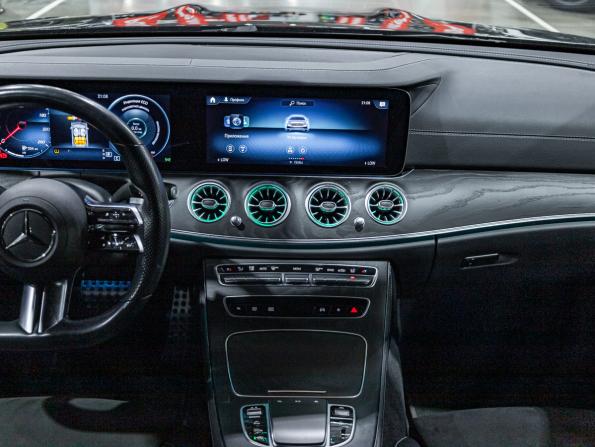 Mercedes-Benz E-Класс V (W213 S213 C238) Рестайлинг с пробегом 2021 года, цена 4 099 700 рублей, 86137 км, седан, Автокод Объявления
